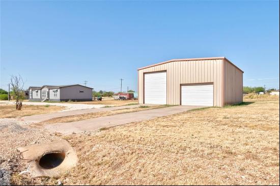 2002 Avenue L, Anson TX 79501