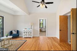 4557 Manayunk Avenue Unit 7, Philadelphia PA 19128