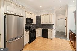 4557 Manayunk Avenue Unit 2, Philadelphia PA 19128