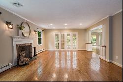 80 Knollwood Lane, Avon CT 06001