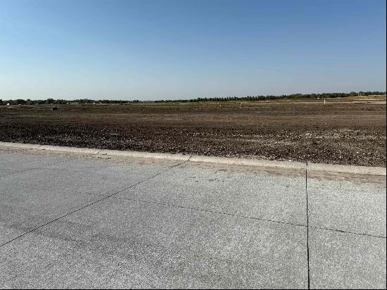 Lot 102 Blk A Prairie Lakes Add, Valley Center KS 67147