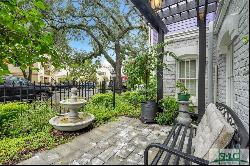 402 E Gaston Street, Savannah GA 31401