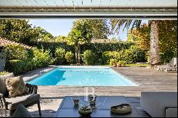 ANGLET, 258 sqm HOUSE WITH POOL AND OUTBUILDING