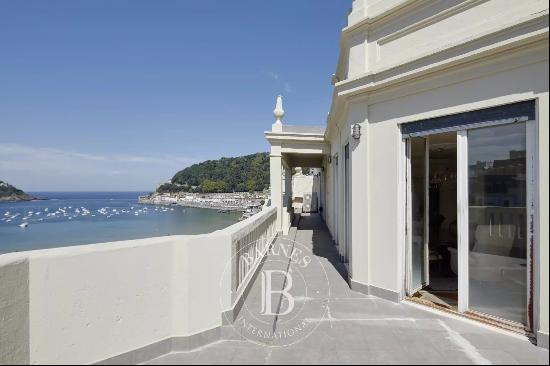 EXCLUSIVE PENTHOUSE WITH PANORAMIC VIEWS, SAN SEBASTIAN