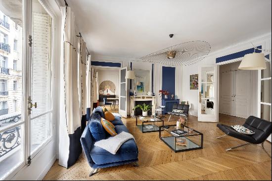 Paris 7th District - A 3/4 bed family apartment