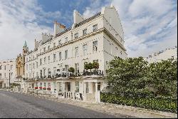 Website Title Charming triplex in Belgravia