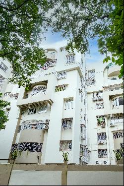 Apartment on Ballygunge Circular Road