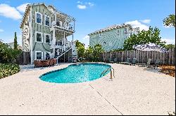 Three-Story Beach House With Large Lot And Private Pool