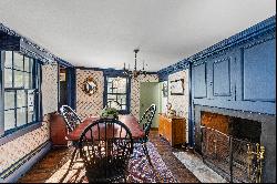 Dr. Dudley Woodbridge Tavern - 3 BR 3 bath historic home in the heart of Old Mys