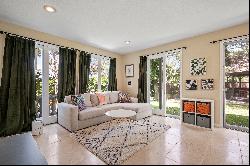 3210 North Ardmore Avenue, Manhattan Beach, CA 90266