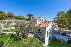 Elegant family property with view, south-west facing