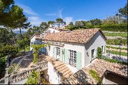 Elegant family property with view, south-west facing