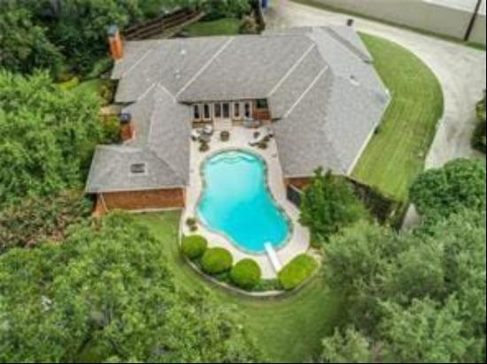 9322 Canter Drive, Dallas, TX, 75231, USA