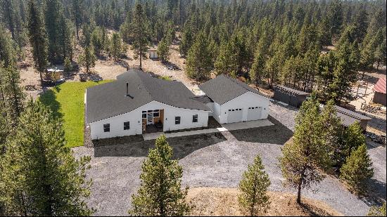 17395 Wells Road, Bend, OR, 97707, USA