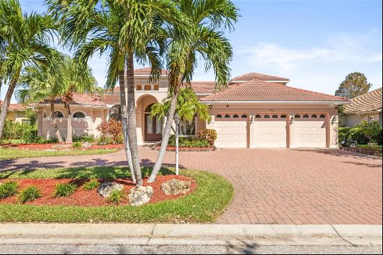 7925 Royal Queensland Way, LAKEWOOD RANCH, FL, 34202, USA