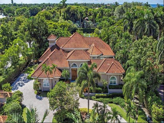 2080 Gordon Dr, Naples, FL, 34102, USA