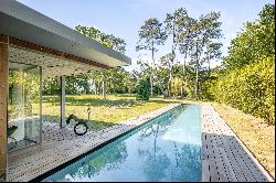 Contemporary house with pool