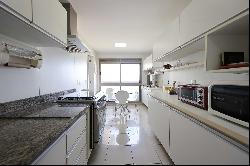 Apartment with excellent amenities and gourmet balcony in Barra da Tijuca