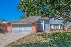 7710 Creekfield Drive, Spring TX 77379