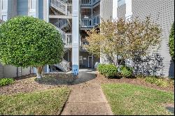 1024 Porte Harbour Arch Unit 104, Hampton VA 23664