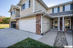 17507 Seward Plaza, Omaha NE 68022