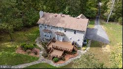 30335 Stonewall Dr, Locust Grove VA 22508