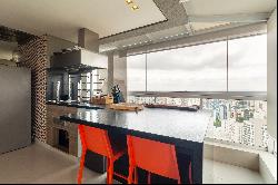 Penthouse with panoramic views