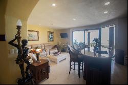 EXCLUSIVE OCEANFRONT RESIDENCE, 2 BED 2 BATH PANORAMIC VIEWS AND SUNRISES