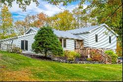 13 Birch Drive, Pleasant Valley NY 12569