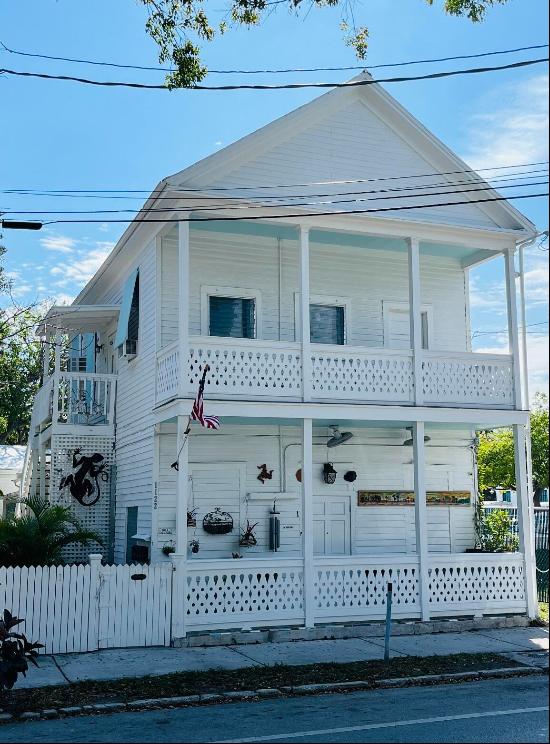 1122 Simonton Street, Key West FL 33040