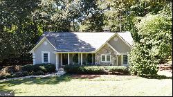 15 Pine Needle Court, Newnan GA 30263