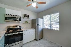 2553 W Rose Lane #A218, Phoenix AZ 85017