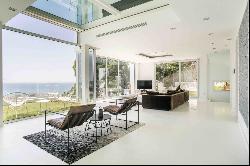 Spectacular design villa with amazing sea views in Levantina, Sitges