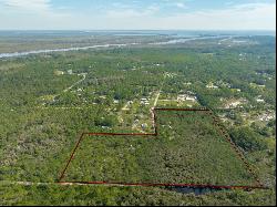 317 Paradise Ln, Apalachicola FL 32320