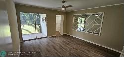 3102 Portofino Pt #D2, Coconut Creek FL 33066