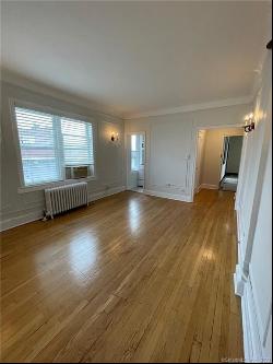 271 Greenwich Avenue #3D, Greenwich CT 06830