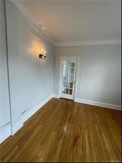 271 Greenwich Avenue #3D, Greenwich CT 06830