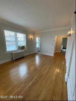 271 Greenwich Avenue Unit 3D, Greenwich CT 06830