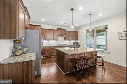 7143 LAKE EDGE Drive, Flowery Branch GA 30542