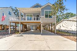 135 NW 9th Street, Oak Island, NC 28465