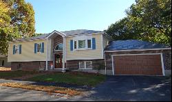 35 Sanders Drive, Saugus MA 01906