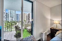 520 Brickell Key Dr Unit A1012, Miami FL 33131