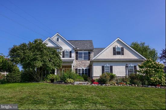 1860 Windy Hill Road, Lancaster PA 17602