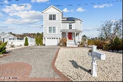 35 Hornblower Drive, Waretown NJ 08758