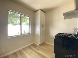 208 S Mariposa Avenue #2, Los Angeles CA 90004