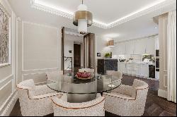 Impeccably finished duplex apartment