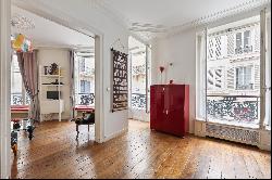 Near Place des Vosges - 2 bedroom, 2 bathroom commercial flat