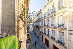 ELEGANT DUPLEX STUDIO IN THE HEART OF BORDEAUX