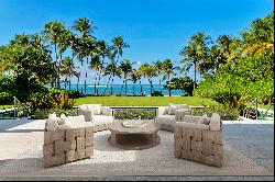 Unparalleled Beachfront Estate at St. Regis Bahia Beach Resort