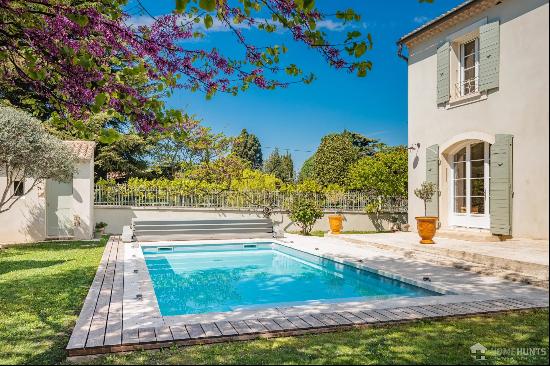 Vente - Maison de village Saint-Remy-de-Provence - 1a 860a 000a 